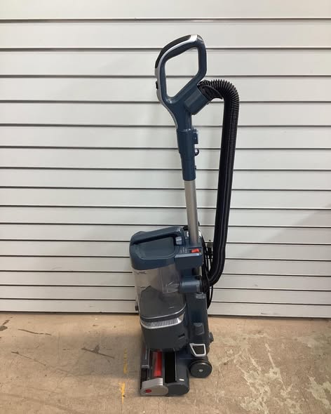 Lightly Used Shark Rotator Pet Pro Lift-Away ADV Upright Vacuum with DuoClean PowerFins HairPro and Odor Neutralizer Technology