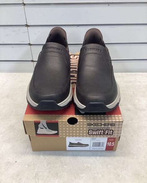 Skechers Men's Hands Free Swift Fit Sneaker Size 10.5