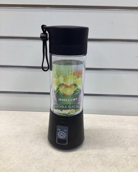 Homesto The Chrisley Box Portable Personal Blender