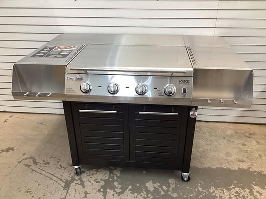 Charbroil Vibe 4 -Burner Liquid propane Flat Top Grill