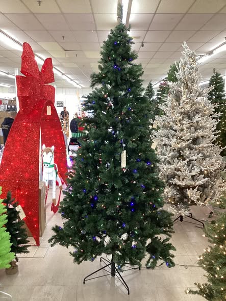 Home Accents Holiday 9 ft. Wesley Long Needle Pine Pre-Lit Tree