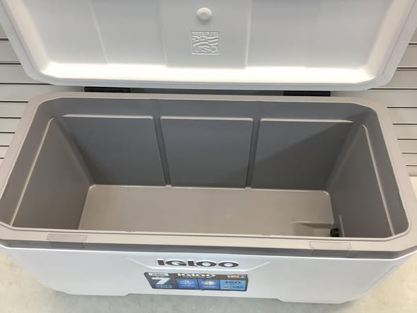 Igloo 150 Quart MaxCold Cooler