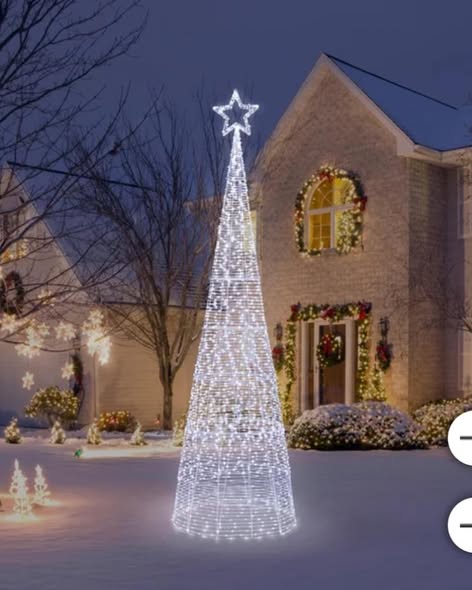 LED Cone Tree 3.05 m (10 ft.) - Lightly Used