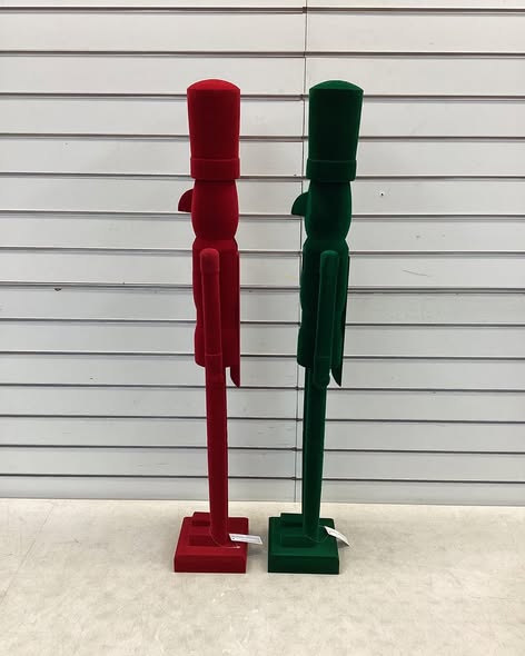 Home Accents Holiday 3 ft Nutcrackers - 2 piece