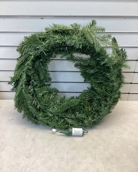 22 in. Wreath With LED Lights