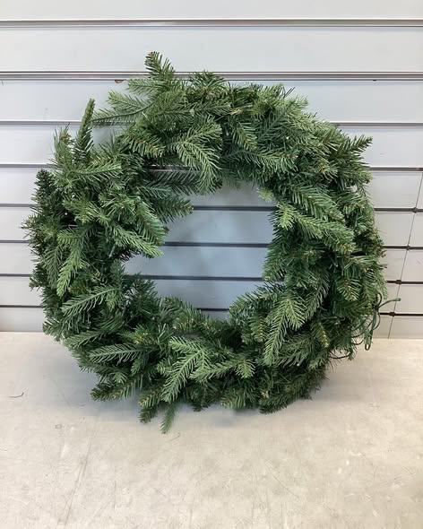 22 in. Wreath With LED Lights