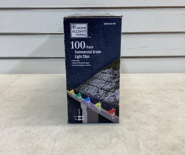 Home Accents Holiday Commercial Grade Light Clips (100-Pack)