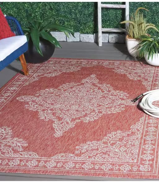 SAFAVIEH Courtyard Red/Beige 5 ft. x 8 ft. Medallion Ornate Indoor/Outdoor Area Rug
