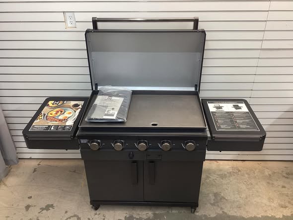 Member's Mark Pro Series 5-Burner Black Gas Griddle