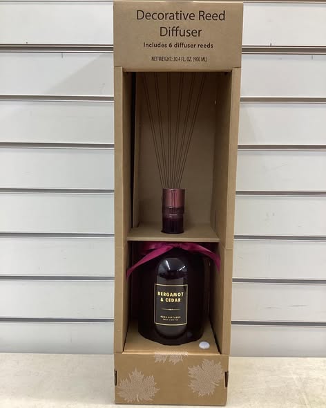 Decorative Reed Diffuser - Bergamot & Cedar