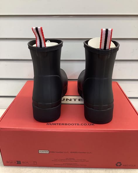 Women's PLAY Short Rain Boots Size 8