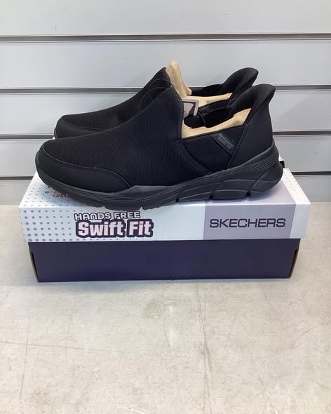 Skechers Men's Equalizer Hands Free Swift Fit Slip-On Sneaker Size 9.5