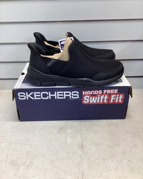 Skechers Men's Equalizer Hands Free Swift Fit Slip-On Sneaker Size 9.5