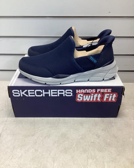 Skechers Men's Equalizer Hands Free Swift Fit Slip-On Sneaker Size 11