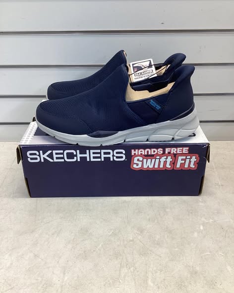 Skechers Men's Equalizer Hands Free Swift Fit Slip-On Sneaker Size 10.5