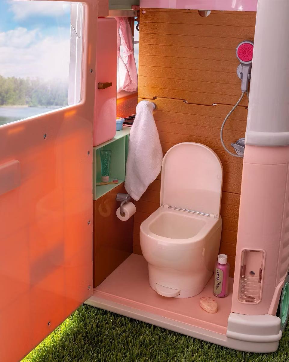 Our Generation Country Cruising RV Camper Vehicle Playset for 18" Dolls