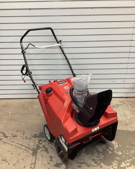 Troy-Bilt Squall 21 in. 123 cc Single-Stage Gas Snow Blower with E-Z Chute Control