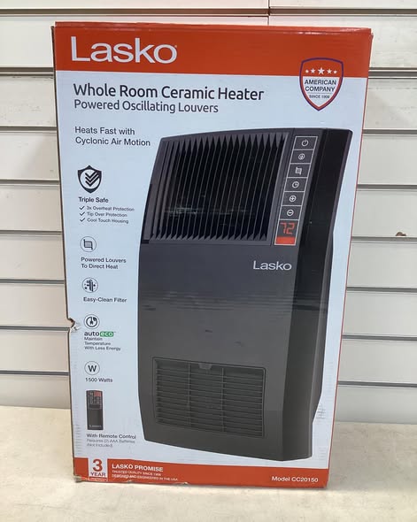 Lasko 1500-Watt 20 in. Black Electric Console Ceramic Space Heater with Tip-Over Switch, Adjustable Louvers, Timer - Lightly Used