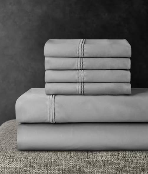 Member’s Mark Hotel Premier Collection 700-Thread-Count Solid Egyptian Cotton Sheet Set Queen Size
