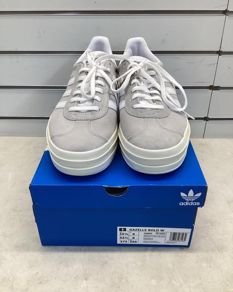 Adidas Women's Gazelle Bold Sneaker Size:10.5