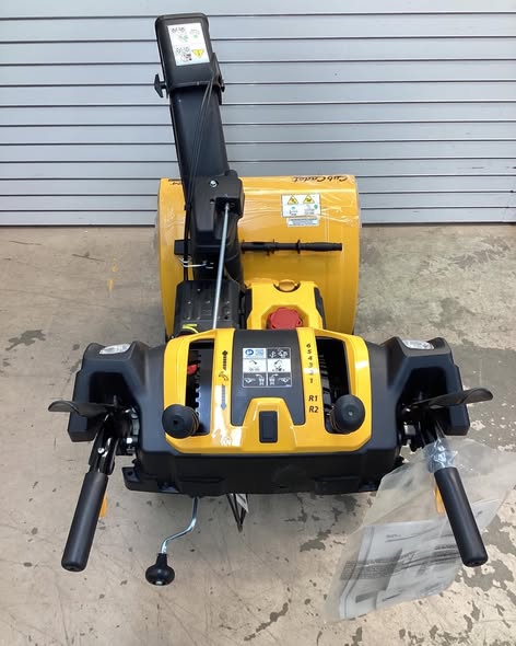 Cub Cadet 2X 24 in. 243cc IntelliPower Two-Stage Electric Start Gas Snow Blower