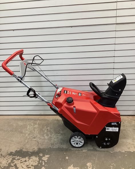Troy-Bilt Squall 21 in. 208 cc Electric Start Single-Stage Gas Snow Blower with E-Z Chute Control