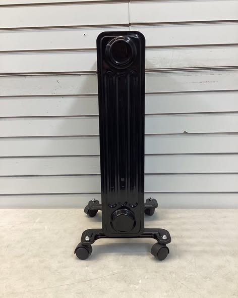 Konwin 1500-Watt Black Indoor Electric Oil-Filled Radiator Convection Radiant Space Heater with Remote Control for Living Space - Lightly Used