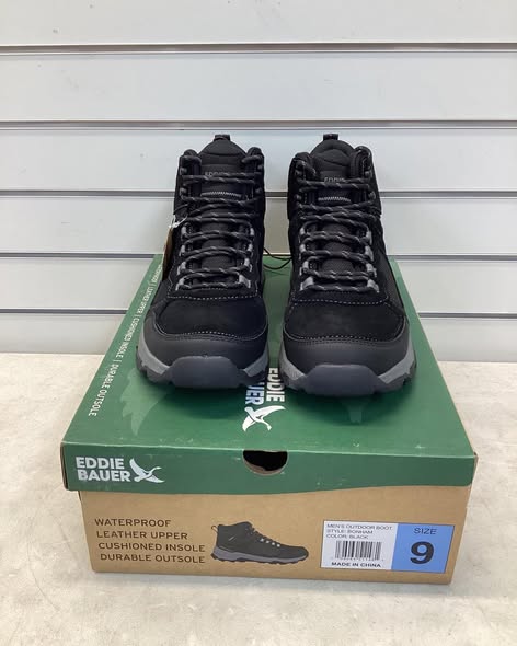 Eddie Bauer Men's Waterproof Outdoor Boot Size 9