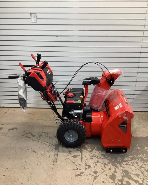 Craftsman PERFORMANCE 26 V20 BATTERY START 26-IN TWO-STAGE SELF-PROPELLED GAS SNOW BLOWER