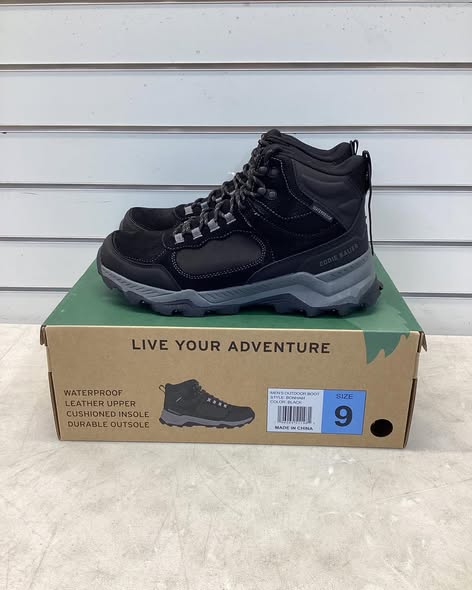 Eddie Bauer Men's Waterproof Outdoor Boot Size 9