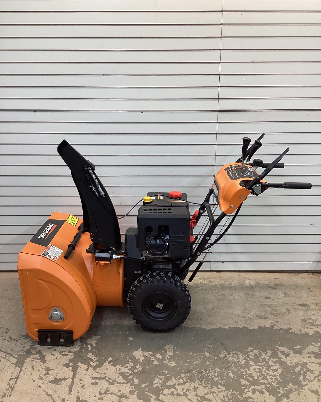Generac GC3000 30" 2-Stage Snowblower 375cc Engine