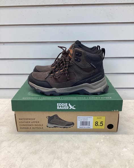 Eddie Bauer Men's Waterproof Outdoor Boot Size 8.5