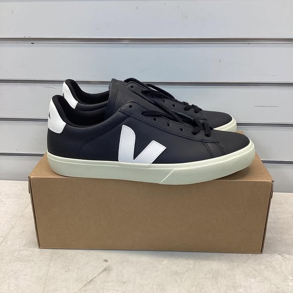 Veja Men's Campo Leather Sneaker Size 11