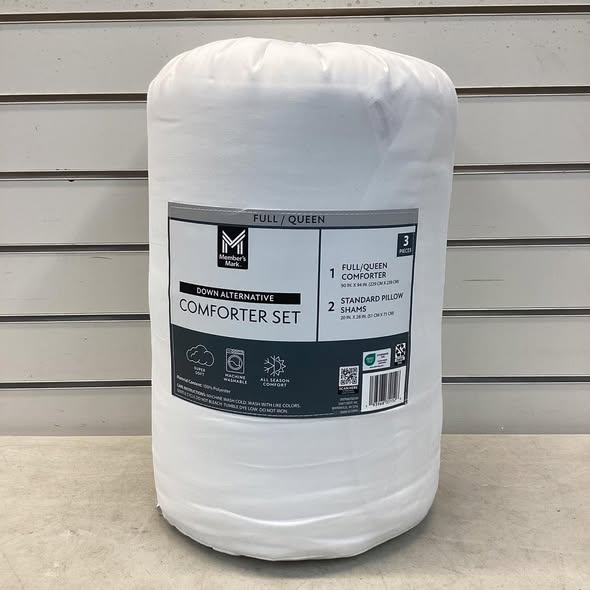 Member's Mark 3-Piece Down Alternative Comforter Set