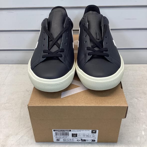 Veja Men's Campo Leather Sneaker Size 11