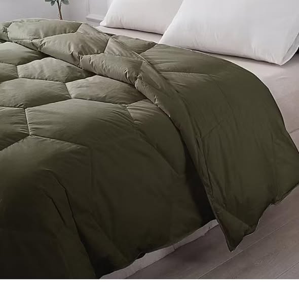 St. James Home Honeycomb Stitch Midweight Hypoallergenic Comforter