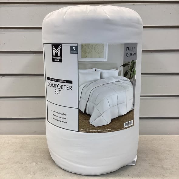 Member's Mark 3-Piece Down Alternative Comforter Set