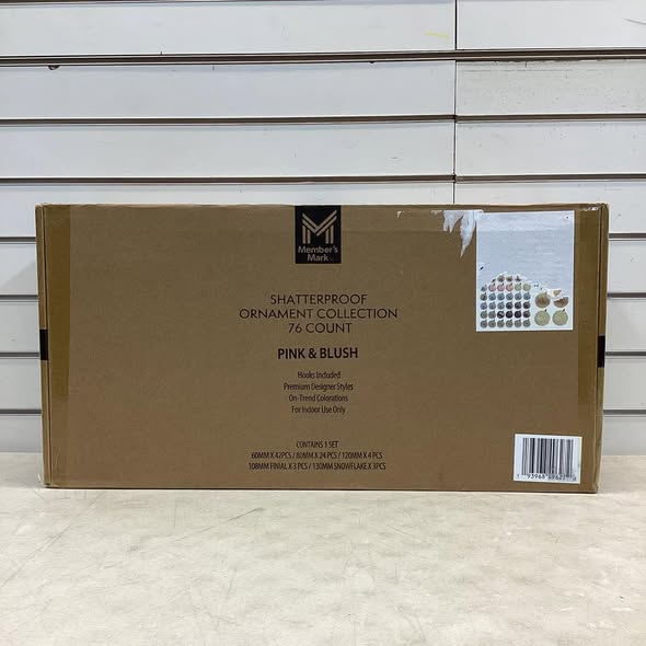 Member's Mark Shatterproof Ornament Collection, 76 pcs.