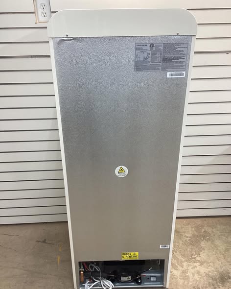 Frigidaire 7.5 cu. ft. Mini Fridge in Cream with Rounded Corners and Top Freezer