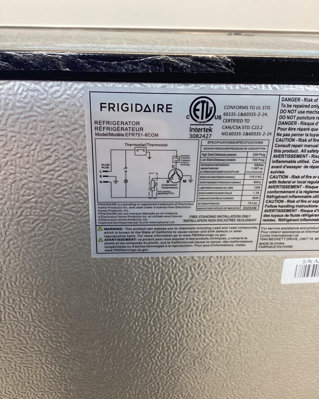 Frigidaire 7.5 cu. ft. Mini Refrigerator in Platinum with Top Freezer