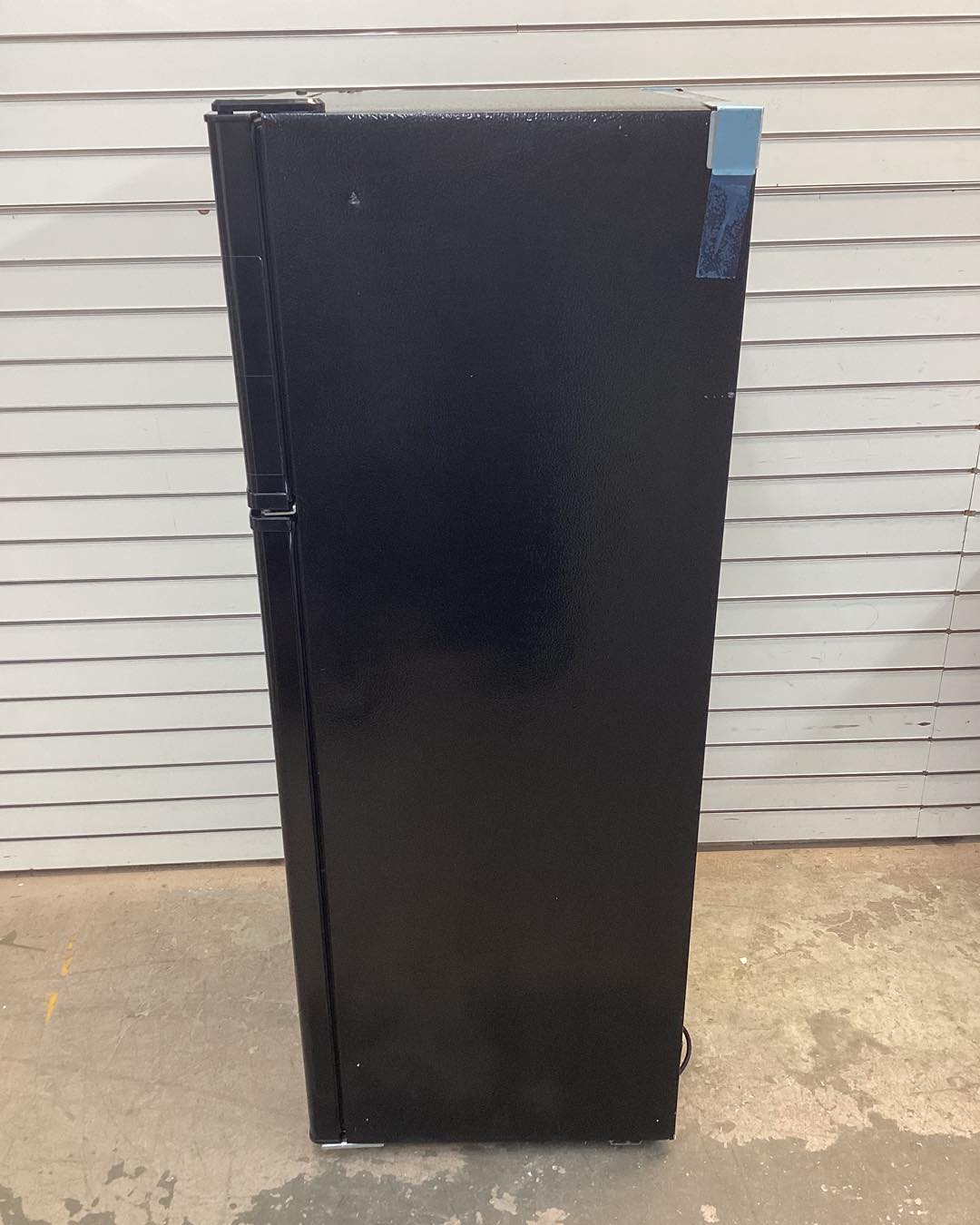 ARCTIC CHEF 7.5 cu. ft. Mini Refrigerator in Black
