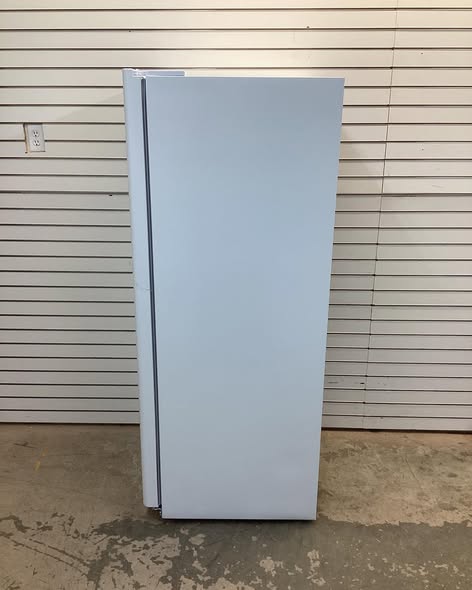 Hamilton Beach Convertible Upright Freezer/Refrigerator 14-cu ft Garage Ready Frost-free Upright Freezer ( White )