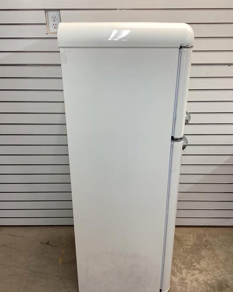 Frigidaire 7.5 cu. ft. Mini Fridge in Cream with Rounded Corners and Top Freezer