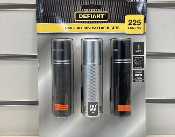 Defiant 225 Lumens Aluminum Flashlight (3-Pack)