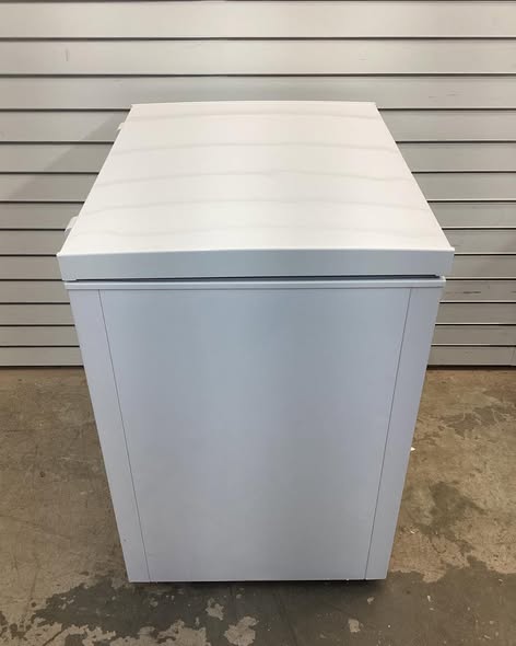 Frigidaire 5.0 Cu. ft. Chest Freezer, White