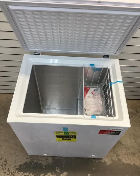 Frigidaire 5.0 Cu. ft. Chest Freezer, White