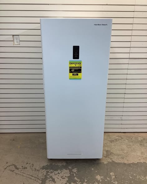 Hamilton Beach Convertible Upright Freezer/Refrigerator 14-cu ft Garage Ready Frost-free Upright Freezer ( White )
