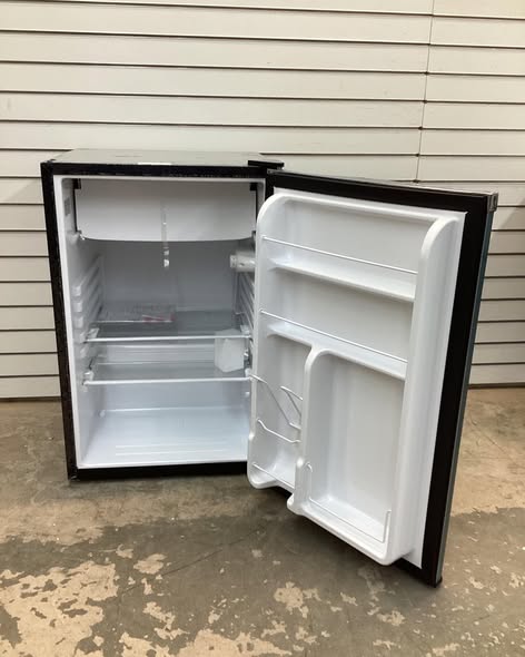 Frigidaire 4.6 cu. ft. Retro Mini Fridge with Platinum Door Design with Freezer
