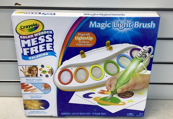 Crayola Color Wonder Magic Light Brush and Drawing Pad