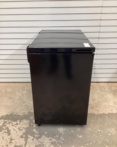 Frigidaire 7.0 Cu. Ft. Convertible Chest Freezer & Refrigerator, Manual Defrost, Garage-Ready, Removable Basket